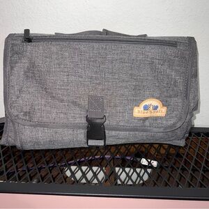 Blue Snail‎ Portable Diaper Changing Pad, Easy Carry On With Compartments
